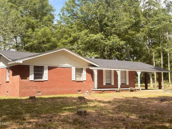 9855 Highway 501 , Forest, MS 39074
