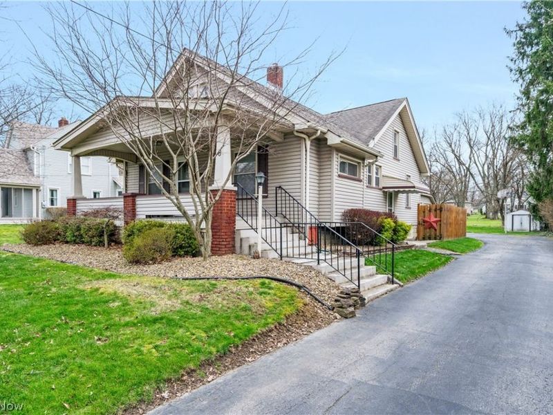 8 Nesbitt Street , Poland, OH 44514 Photo 4