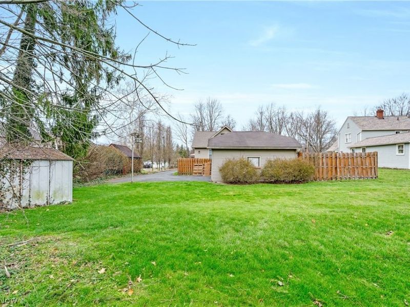 8 Nesbitt Street , Poland, OH 44514 Photo 40