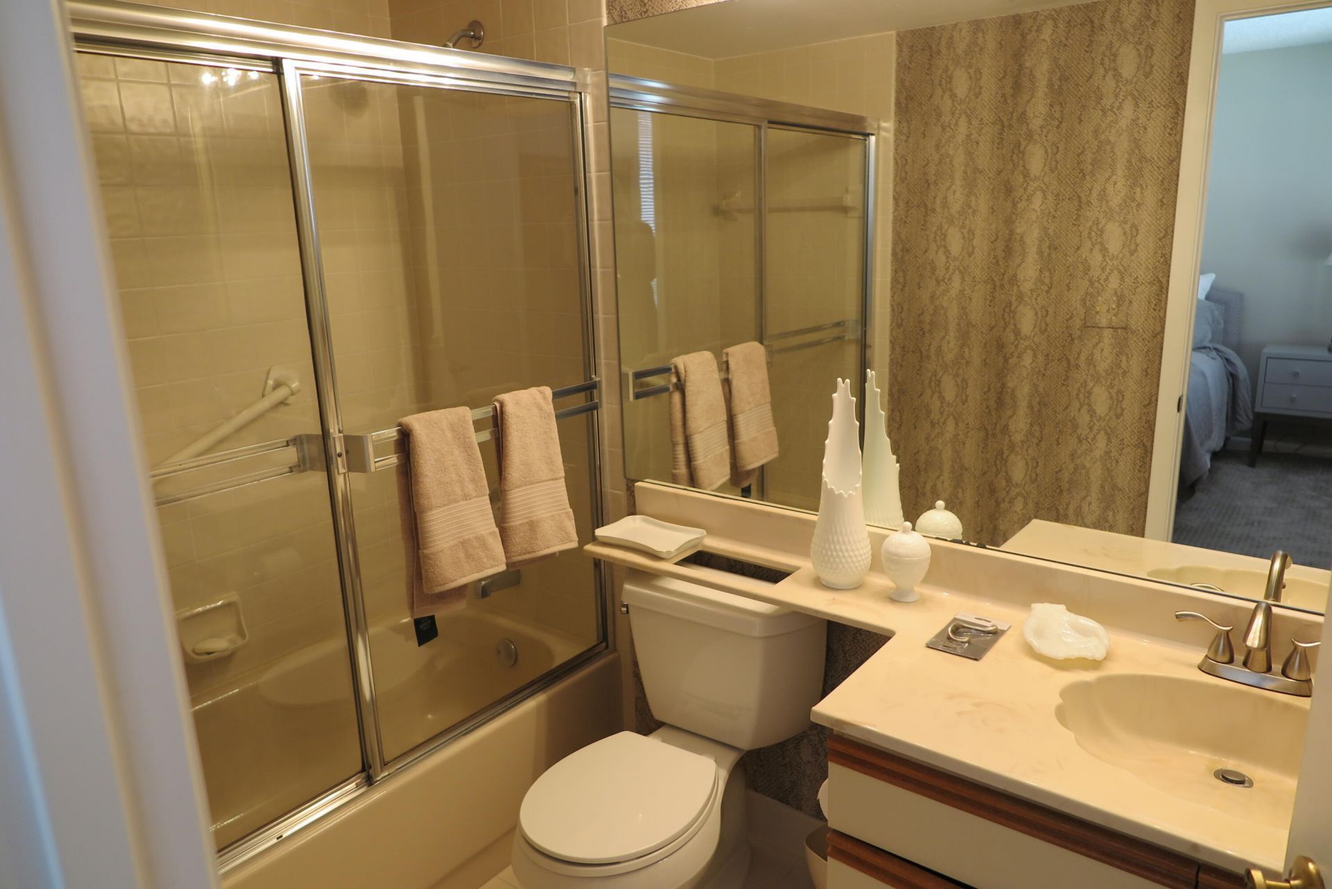 7578 Regency Lake Drive, Unit 501, Boca Raton, FL 33433 Photo