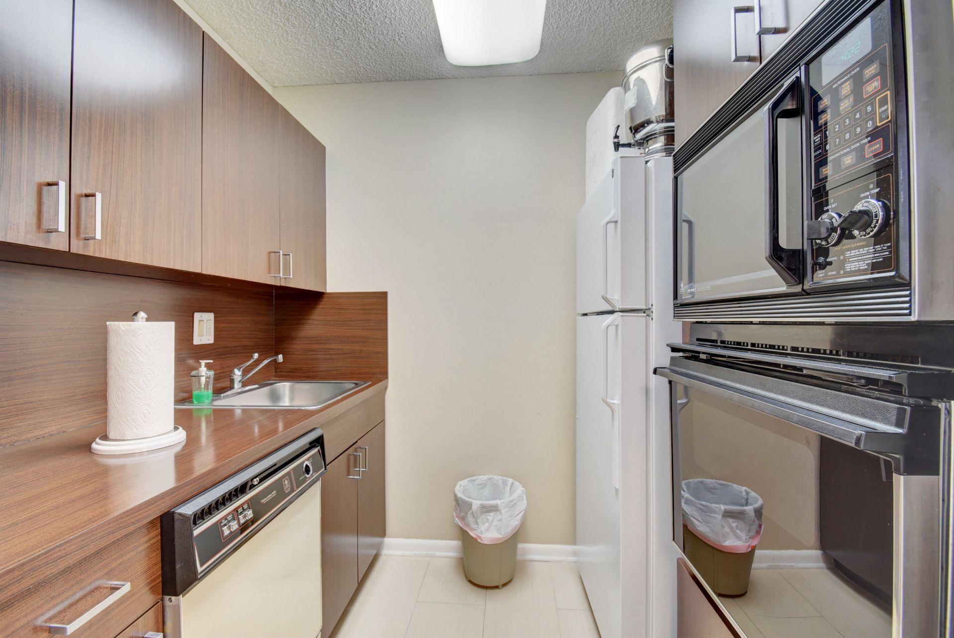 7578 Regency Lake Drive, Unit 501, Boca Raton, FL 33433 Photo