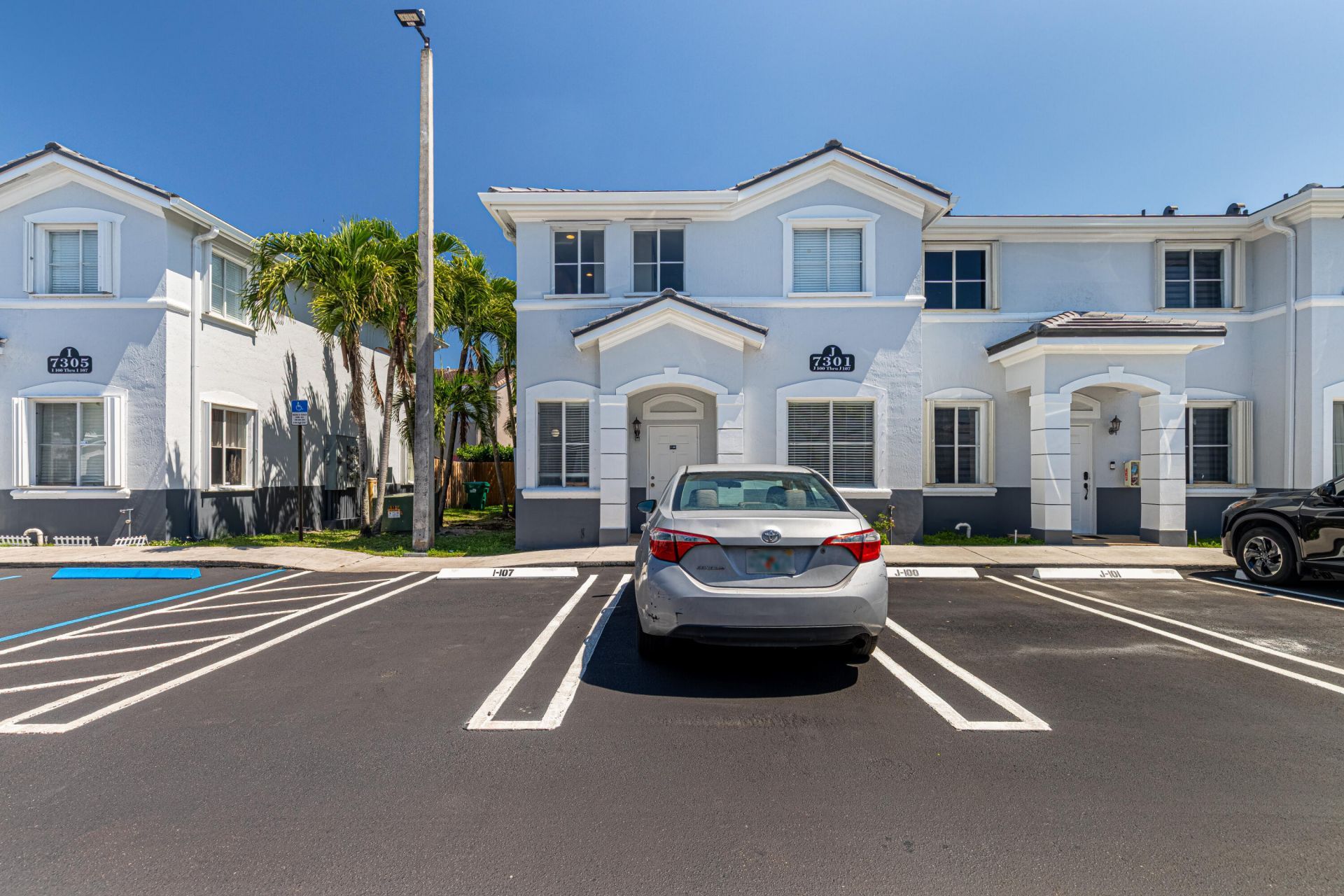 7301 NW 174th Terrace, Unit 100, Hialeah, FL 33015 Photo