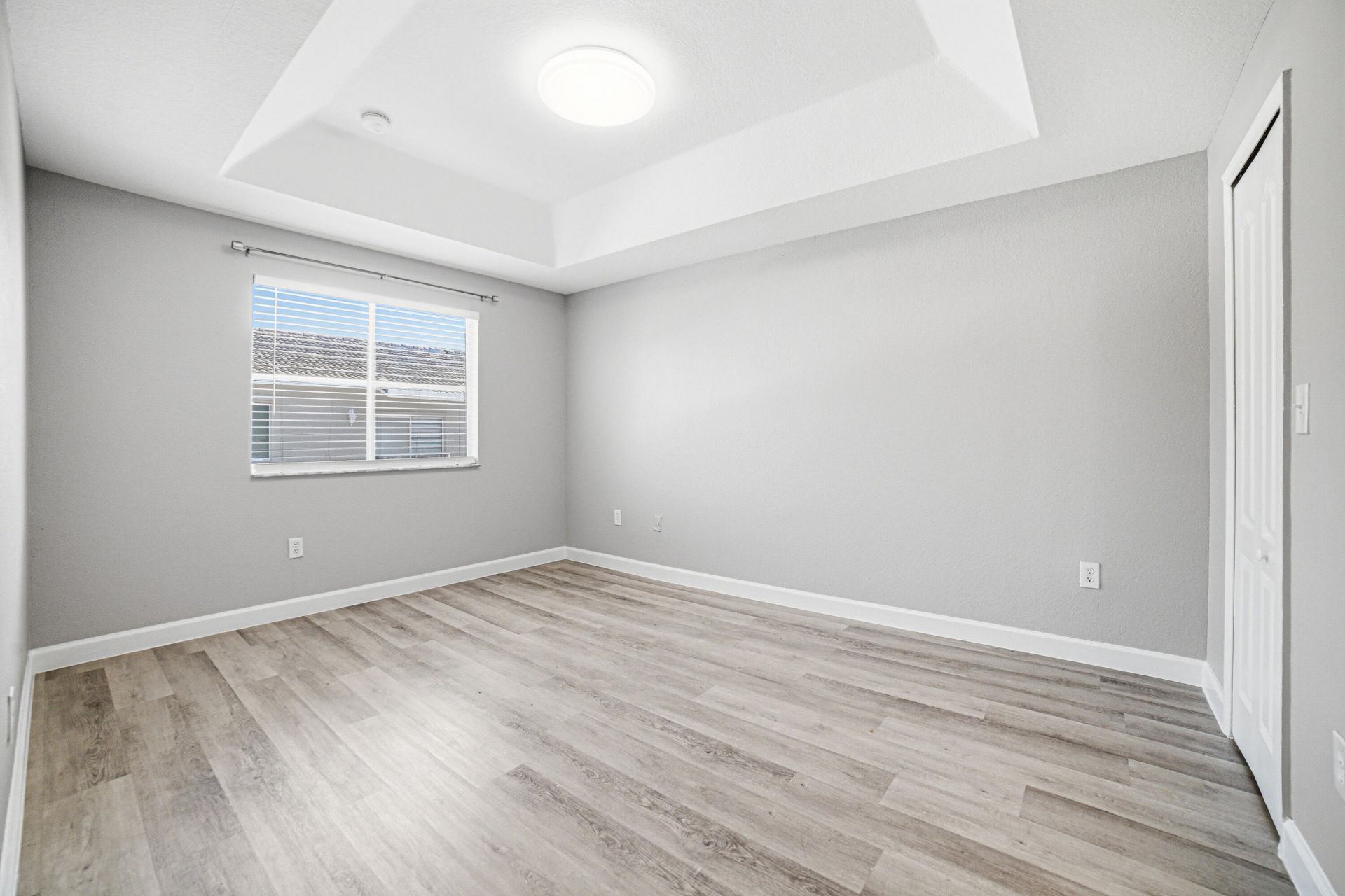 7301 NW 174th Terrace, Unit 100, Hialeah, FL 33015 Photo