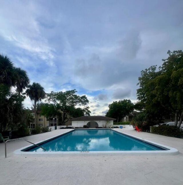 2700 Riverside Drive, Unit 103, Coral Springs, FL 33065 Photo