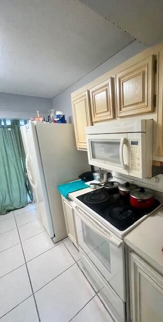 2700 Riverside Drive, Unit 103, Coral Springs, FL 33065 Photo