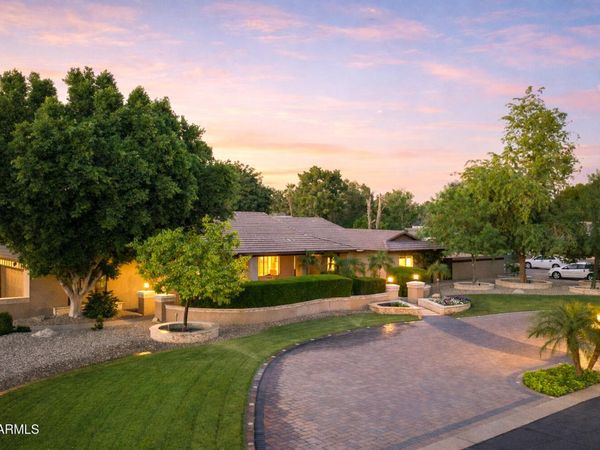 4106 E FAIRVIEW Circle, Mesa, AZ 85206