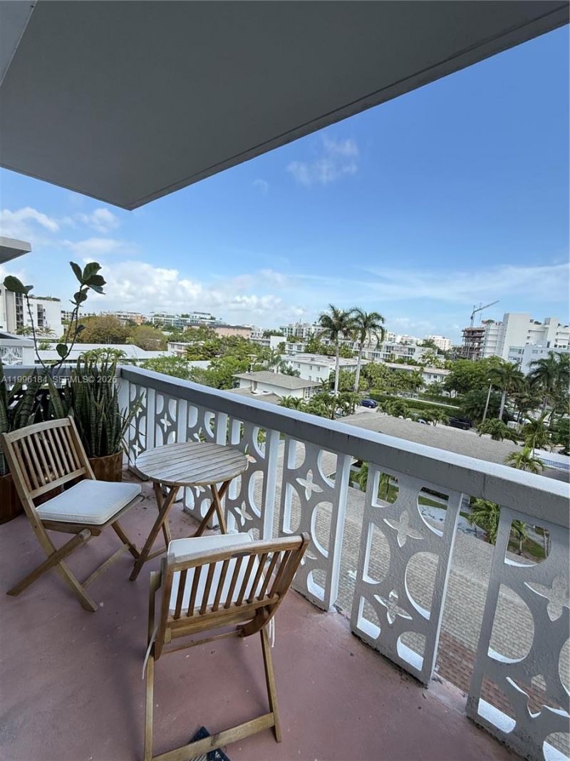 9700 Bay Harbor Dr , Unit 506, Bay Harbor Islands, FL 33154 Photo