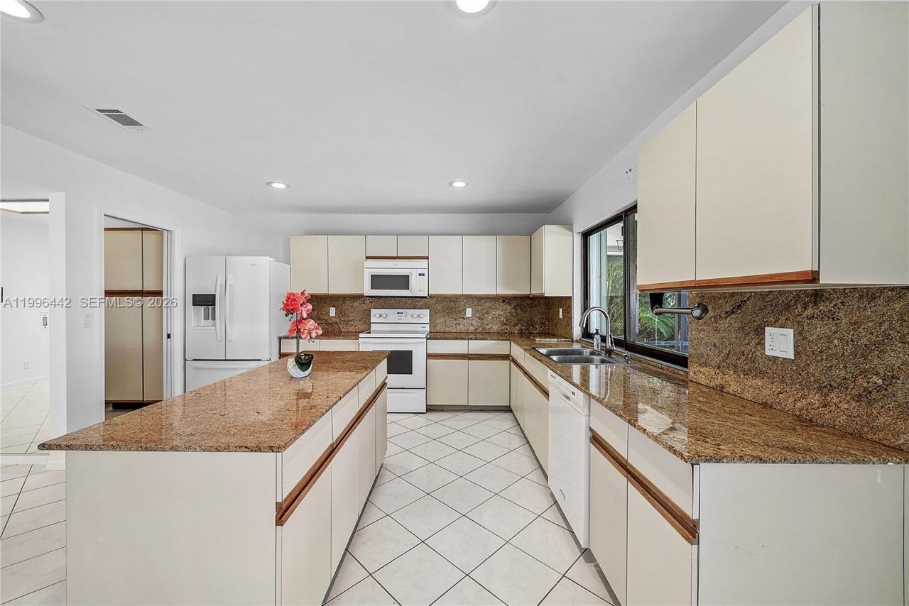 6005 Buena Vista Ct , Boca Raton, FL 33433 Photo