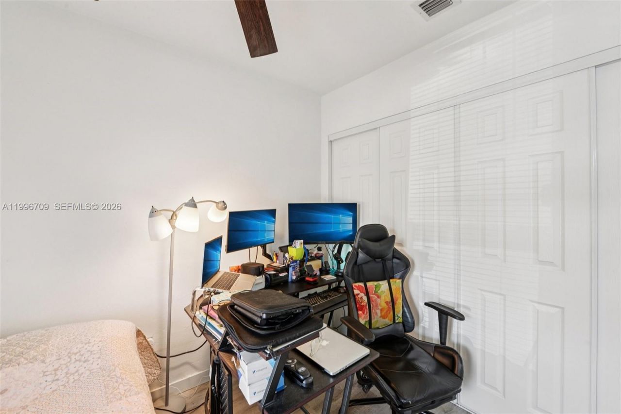 2951 NW 195th St, Miami Gardens, FL 33056 Photo