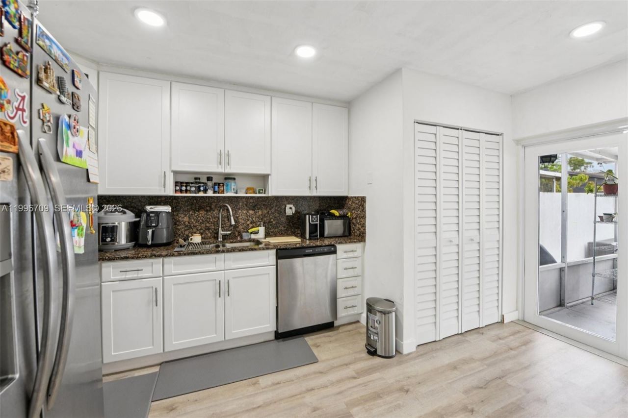 2951 NW 195th St, Miami Gardens, FL 33056 Photo