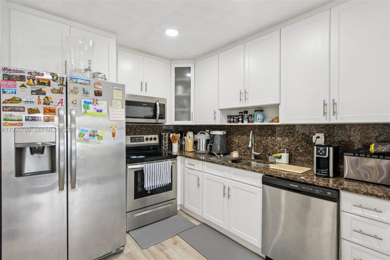 2951 NW 195th St, Miami Gardens, FL 33056 Photo