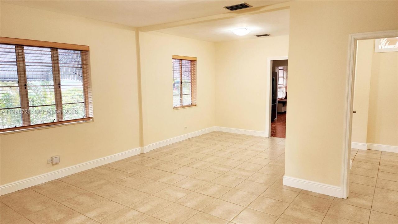 795 NW 42nd St, Miami, FL 33127 Photo