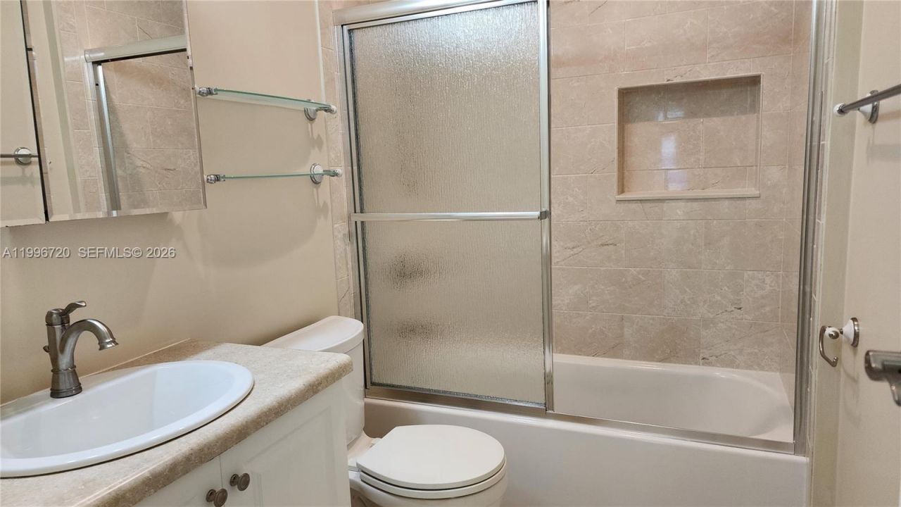 795 NW 42nd St, Miami, FL 33127 Photo