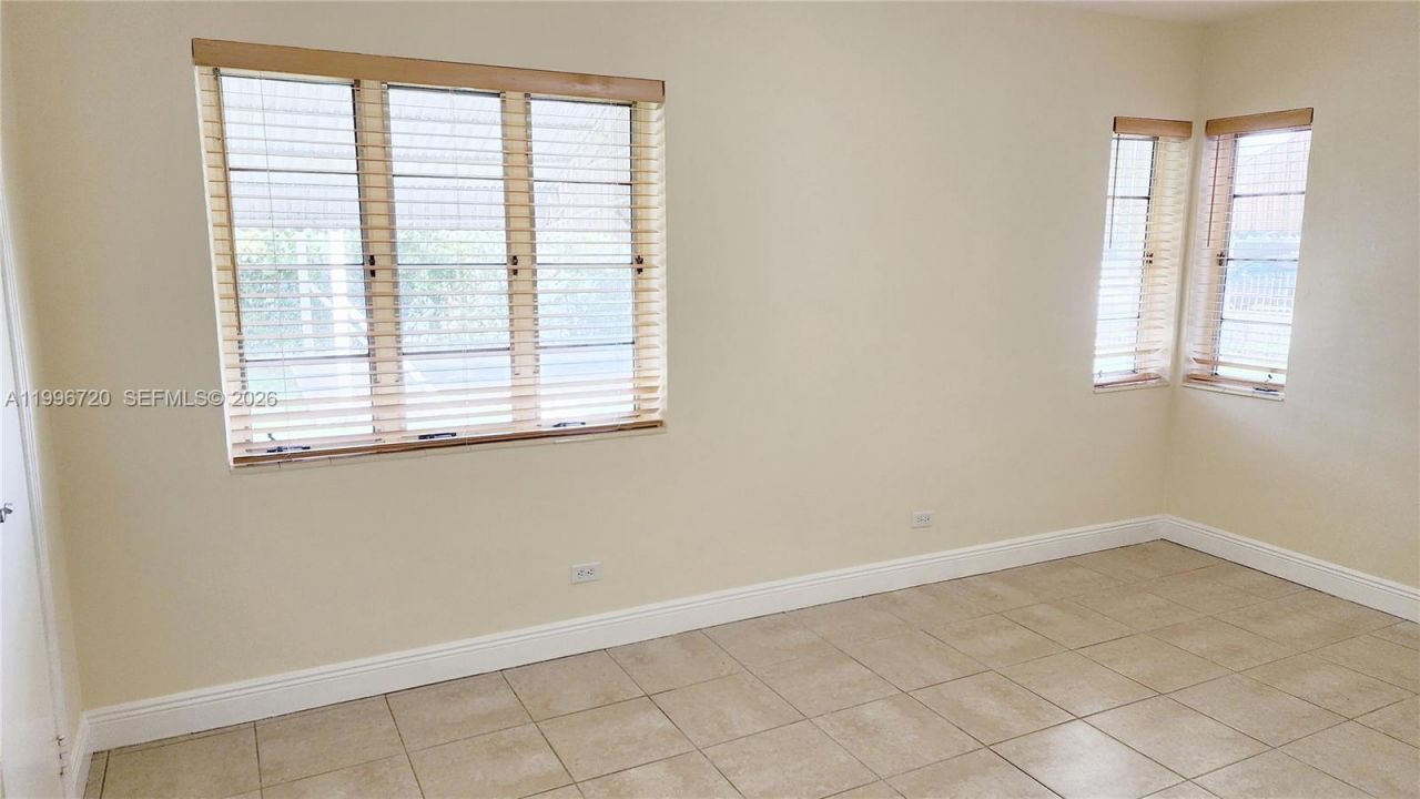 795 NW 42nd St, Miami, FL 33127 Photo