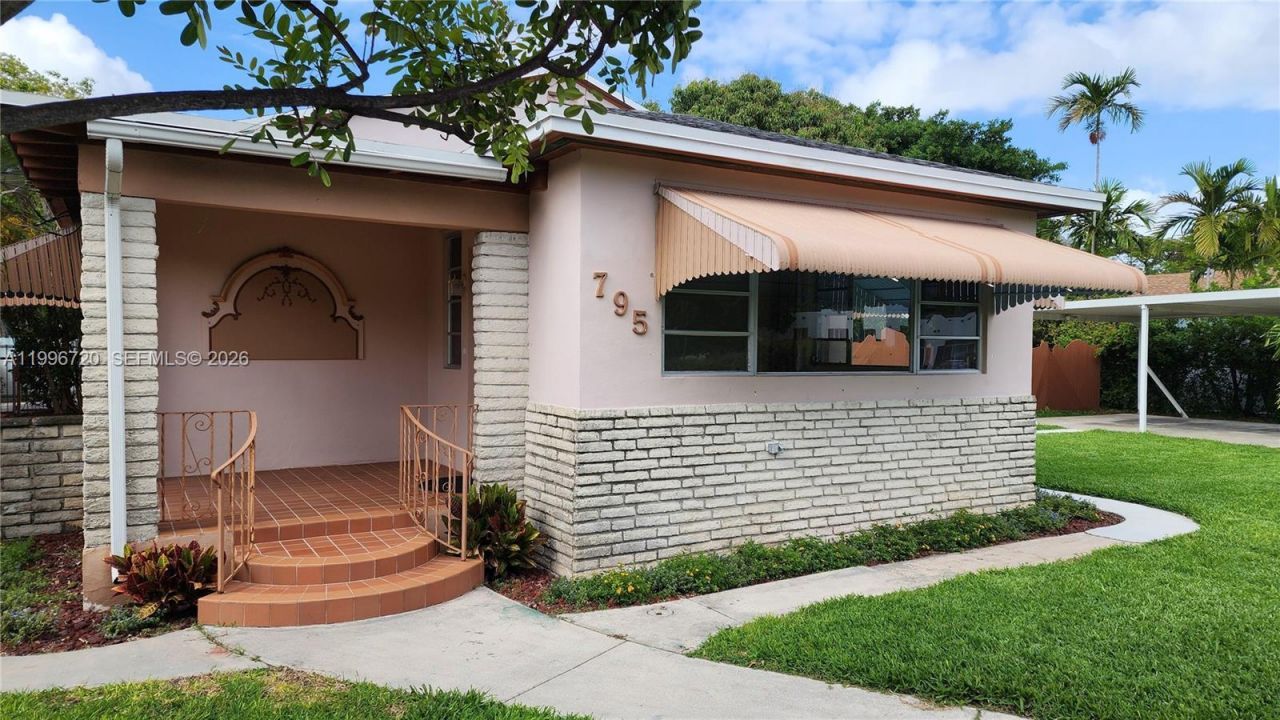 795 NW 42nd St, Miami, FL 33127 Photo