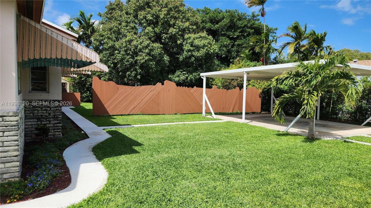 795 NW 42nd St, Miami, FL 33127 Photo