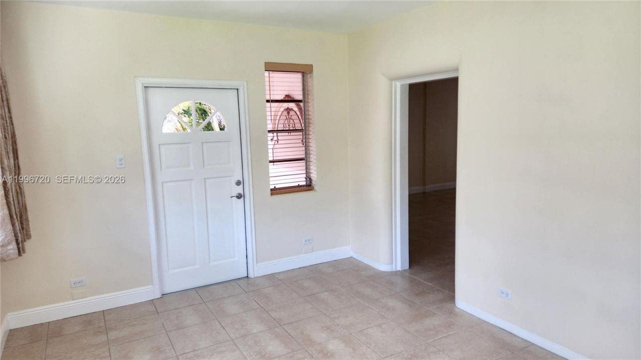 795 NW 42nd St, Miami, FL 33127 Photo