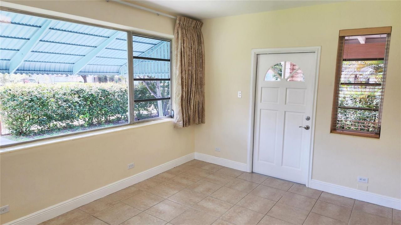 795 NW 42nd St, Miami, FL 33127 Photo