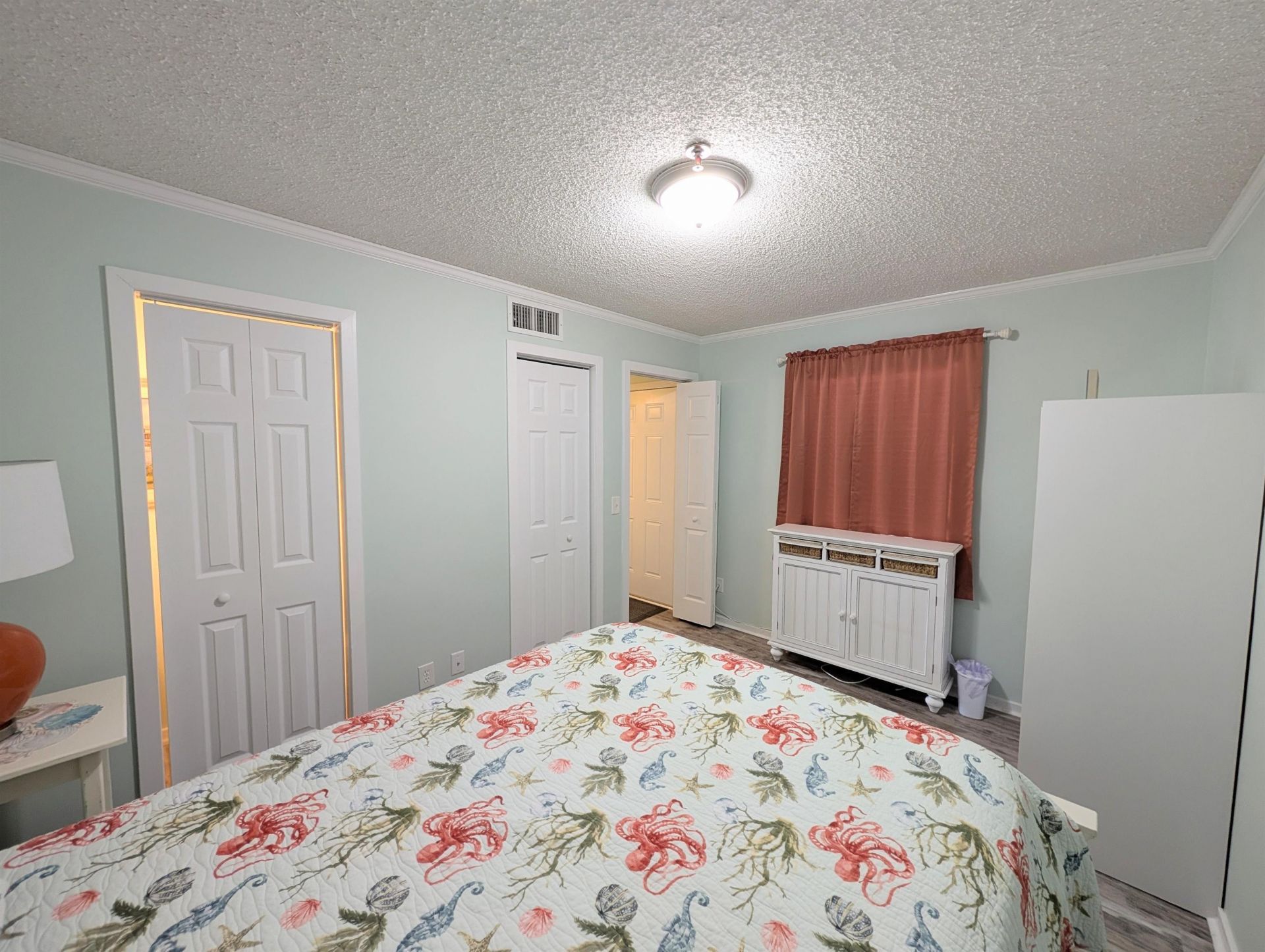 4350 Intercoastal Dr.  Photo 13