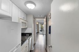 210 75th Ave N  photo 4