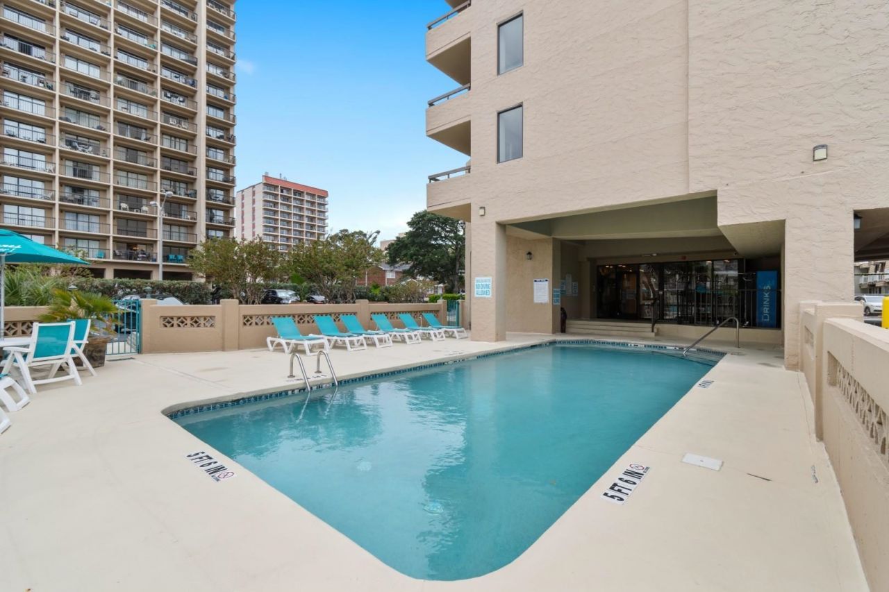 210 75th Ave N  Photo 41