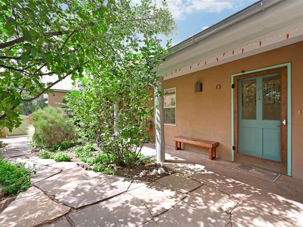 933 Nicole Place, Santa Fe, NM 87505