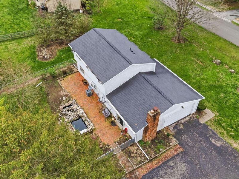 8641 Easton Drive, Pickerington, OH 43147 Photo 13