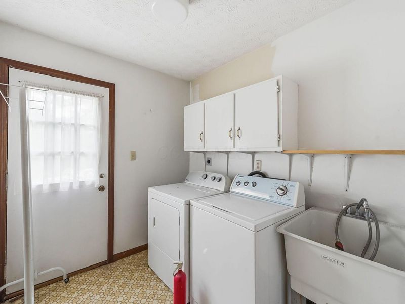 8641 Easton Drive, Pickerington, OH 43147 Photo 29