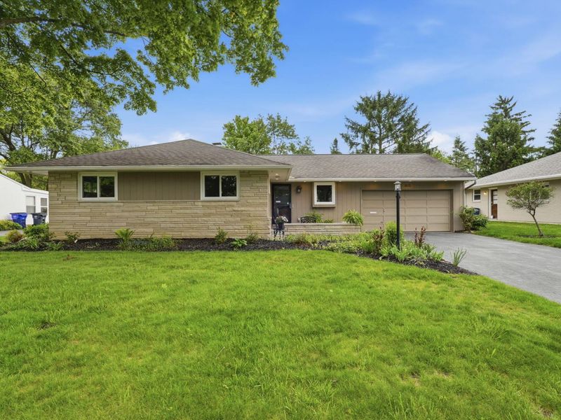 1815 Merriweather Drive, Columbus, OH 43221 Photo 2