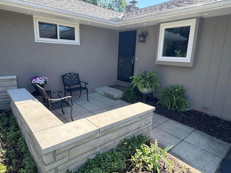 1815 Merriweather Drive, Columbus, OH 43221 Photo 2