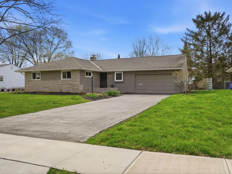 1815 Merriweather Drive, Columbus, OH 43221 Photo 2