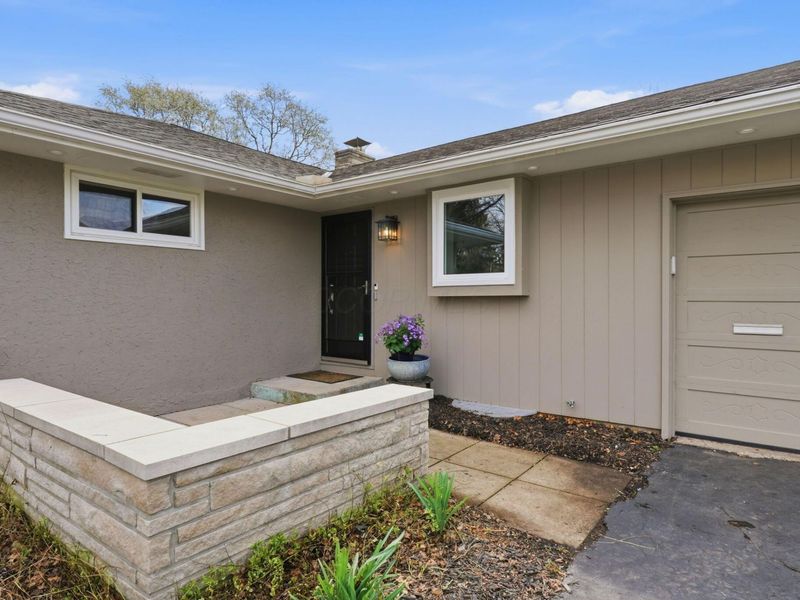 1815 Merriweather Drive, Columbus, OH 43221 Photo 3