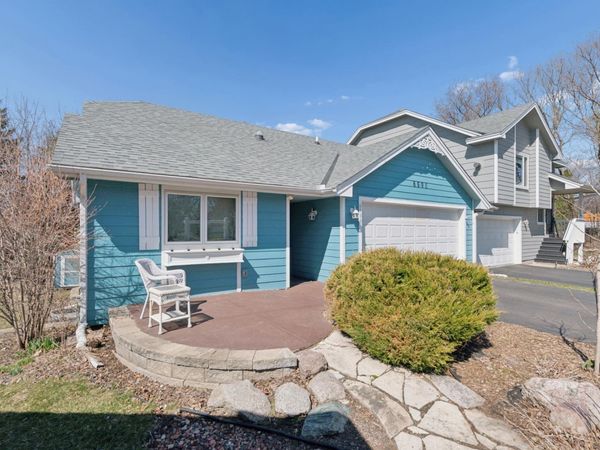 6990 129th Street W, Apple Valley, MN 55124