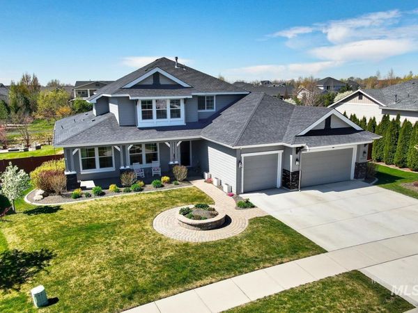 2097 N World Cup Way, Eagle, ID 83616