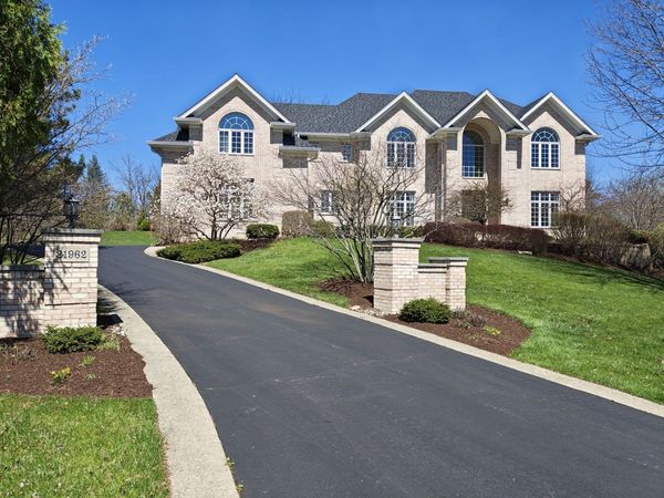 21962 N Tall Oaks Court , Kildeer, IL 60047