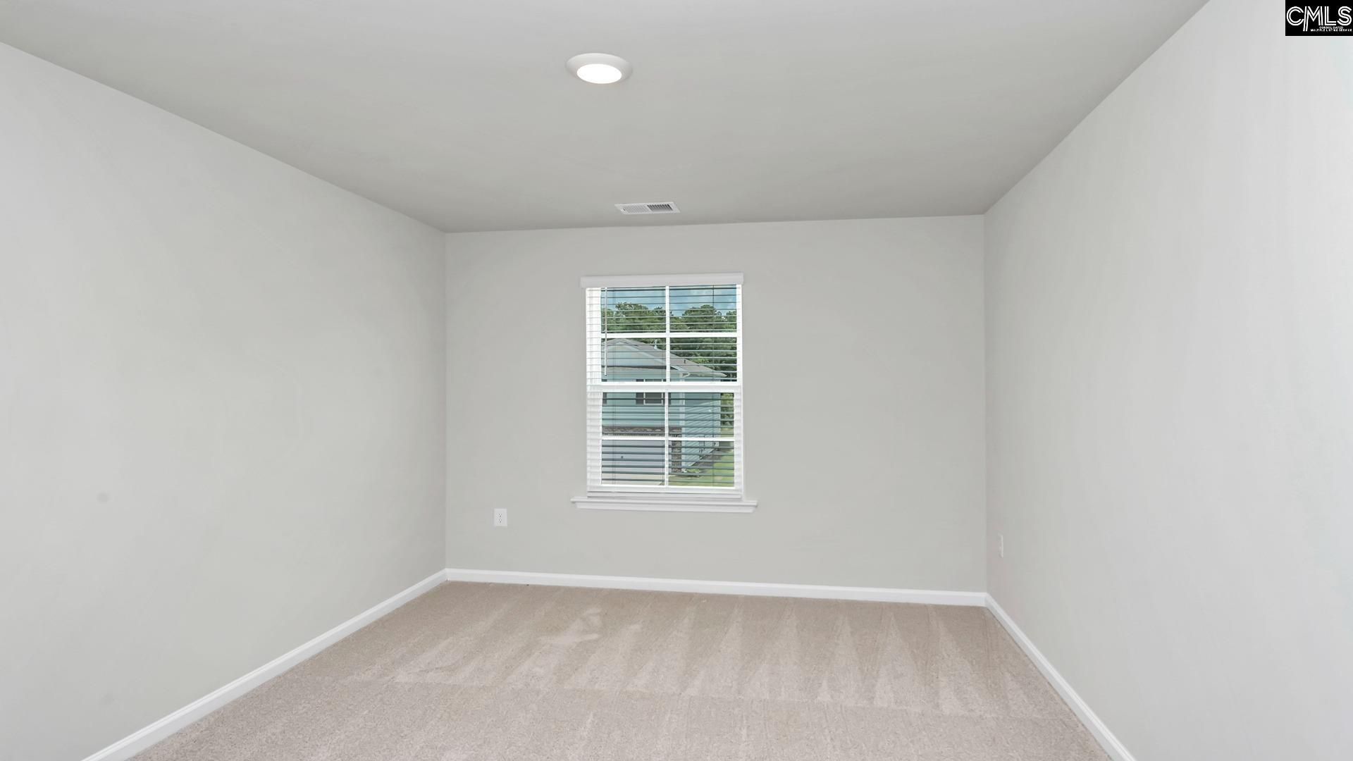 585 Edgetree Drive Photo 24