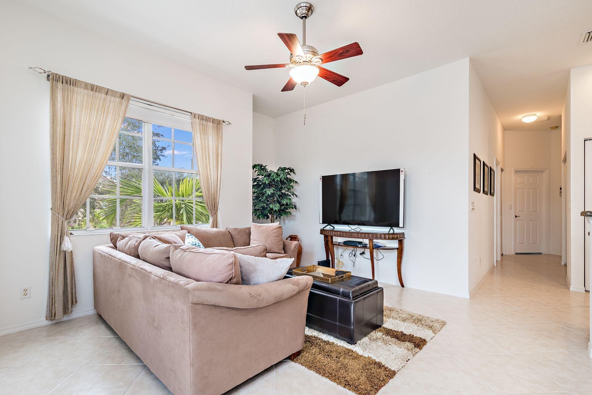 4890 Bonsai Circle, Unit 208, Palm Beach Gardens, FL 33418 Photo