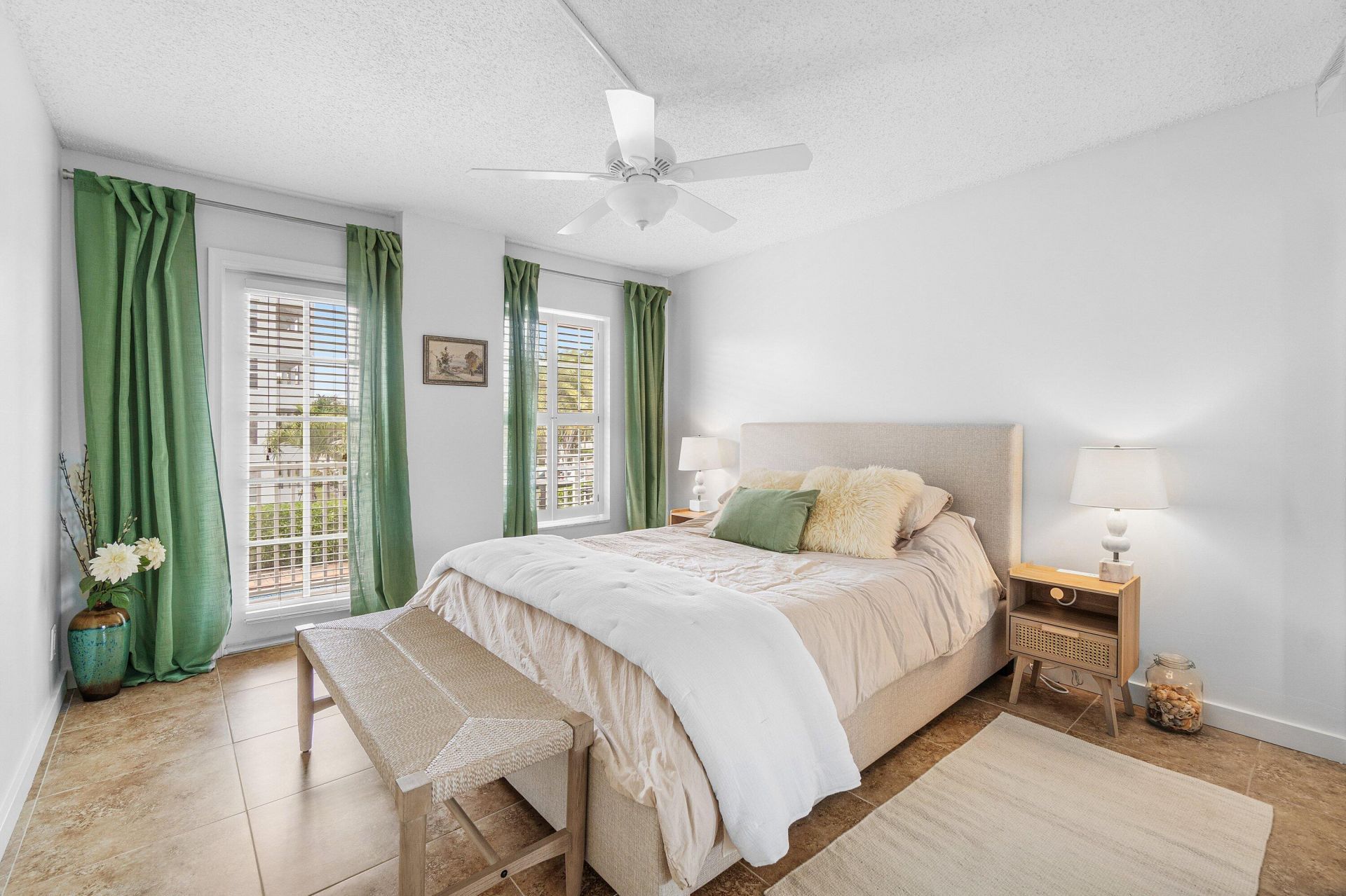 950 Ponce De Leon Road, Unit 209, Boca Raton, FL 33432 Photo