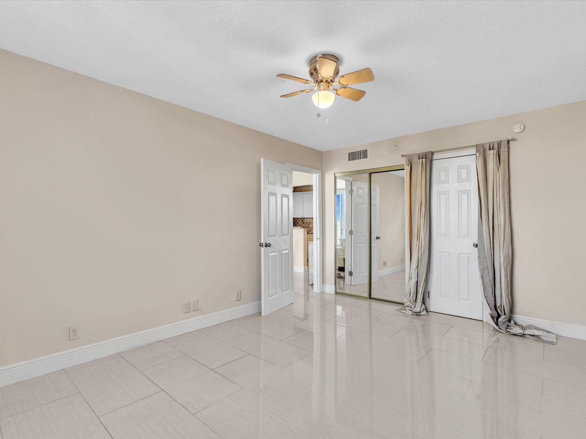 1421 S Ocean Boulevard, Unit 515, Pompano Beach, FL 33062 Photo
