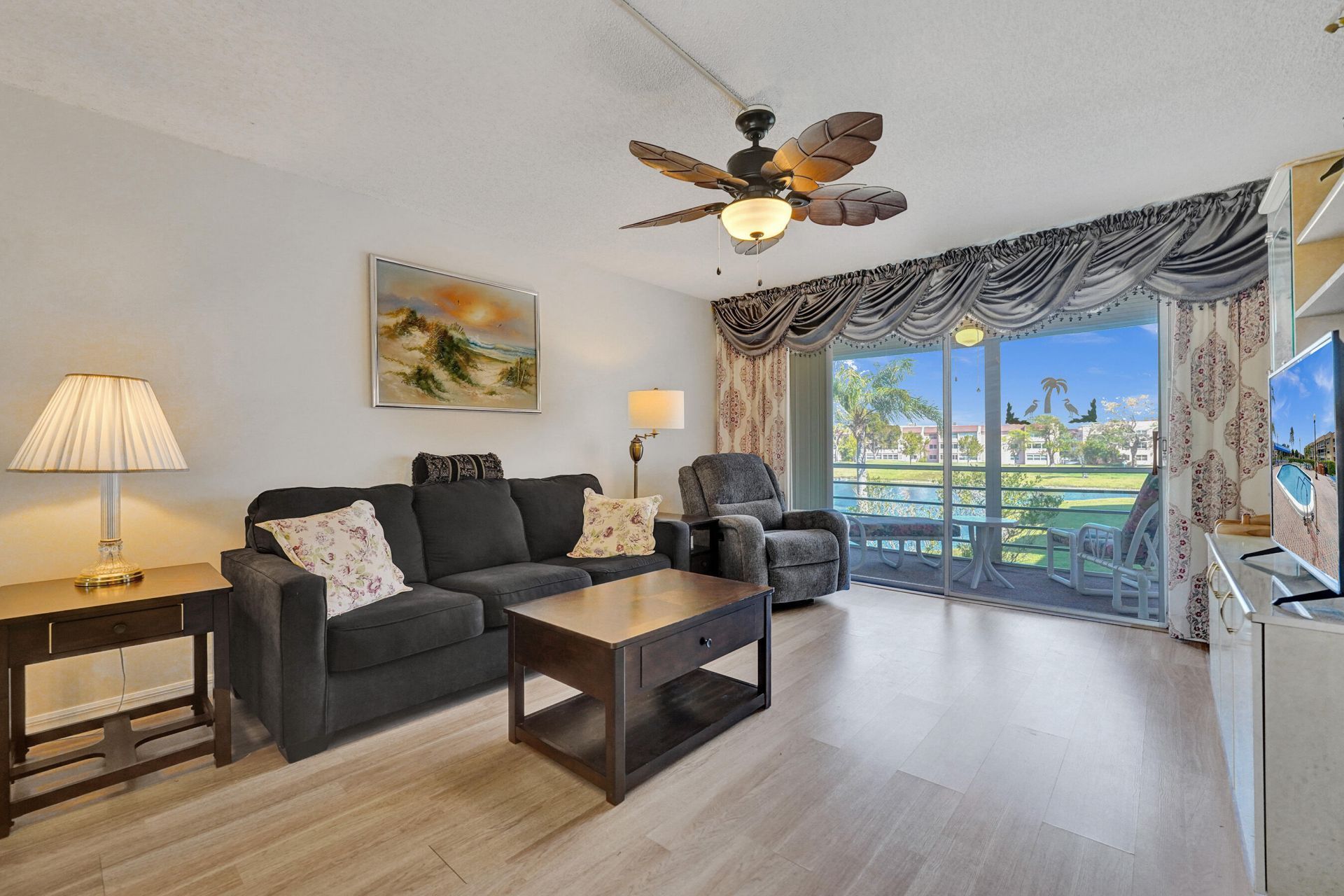 9421 Sunrise Lakes Boulevard, Unit 206, Sunrise, FL 33322 Photo