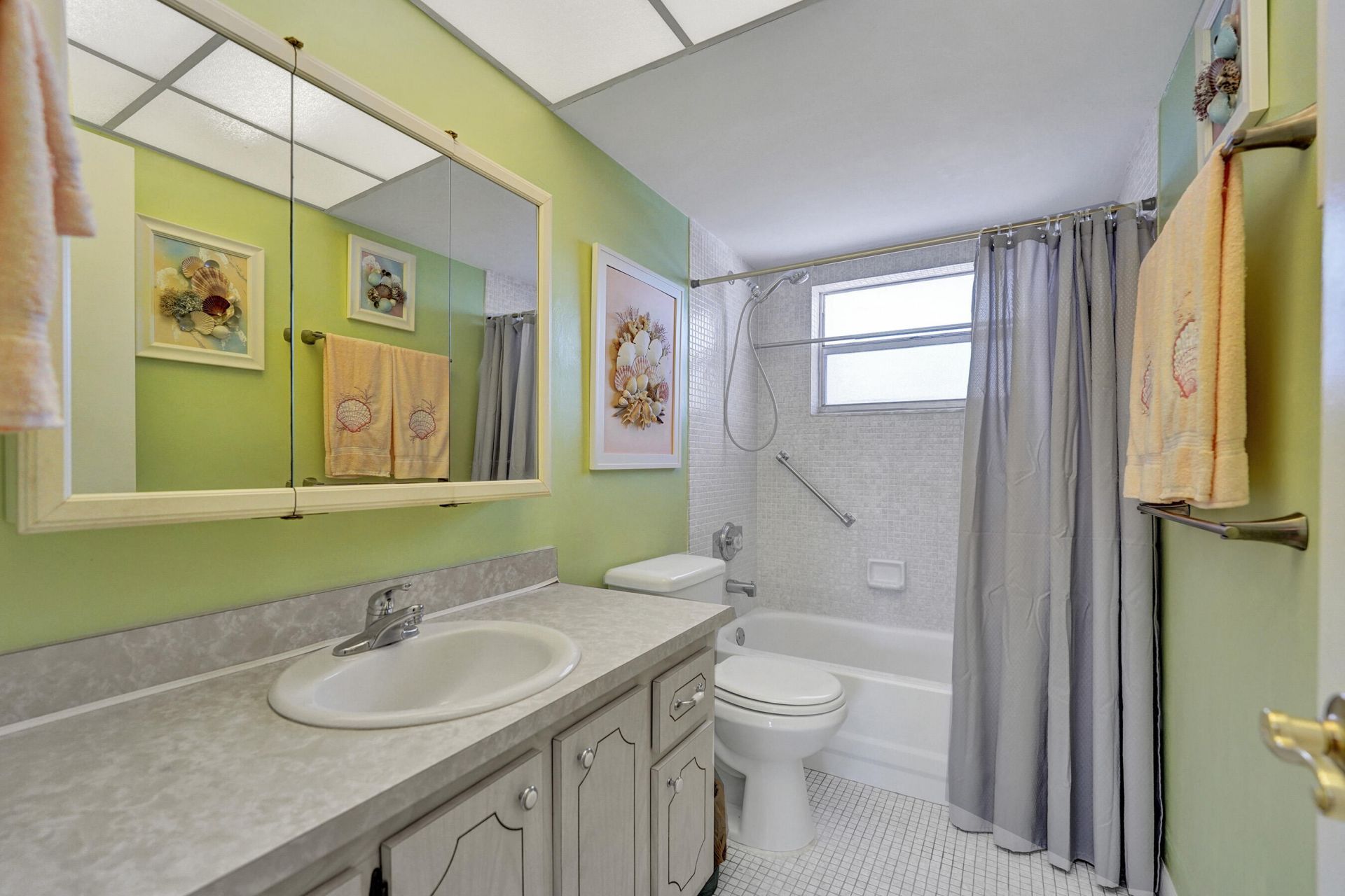 9421 Sunrise Lakes Boulevard, Unit 206, Sunrise, FL 33322 Photo