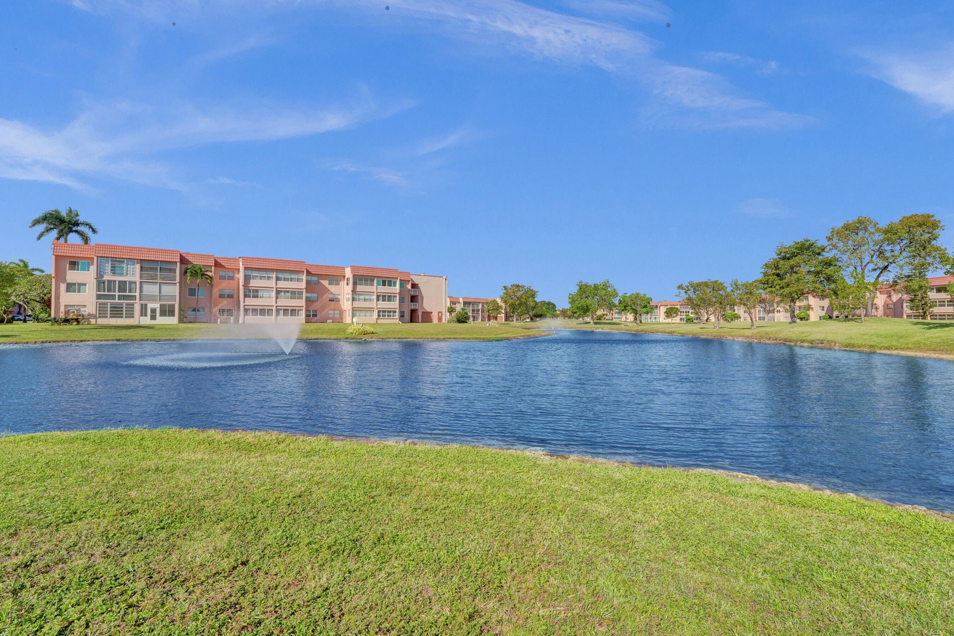 9421 Sunrise Lakes Boulevard, Unit 206, Sunrise, FL 33322 Photo