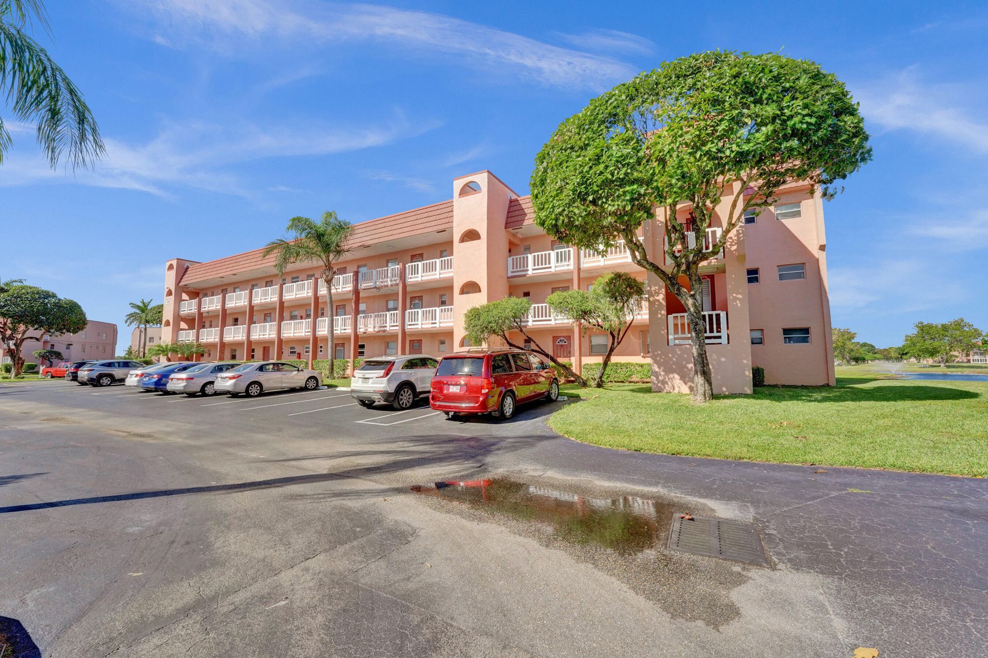 9421 Sunrise Lakes Boulevard, Unit 206, Sunrise, FL 33322 Photo