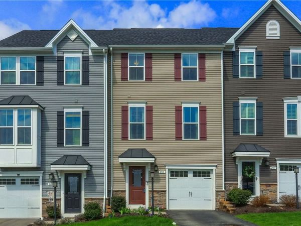 2016 Cade Drive, Monaca, PA 15061