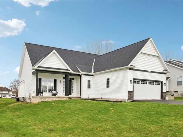 7627 Fairway Drive , Sodus Point, NY 14555