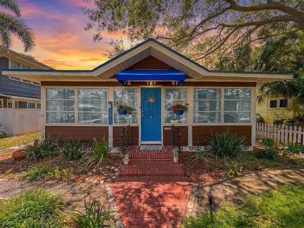 226 21ST AVENUE N, ST PETERSBURG, FL 33704