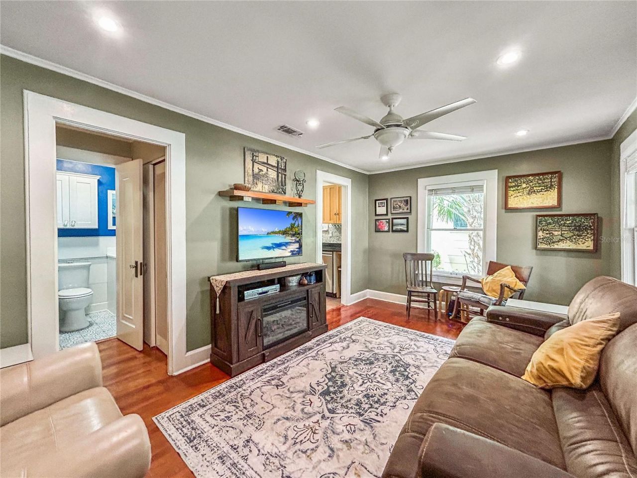 226 21st Avenue N, Saint Petersburg, FL 33704 Photo
