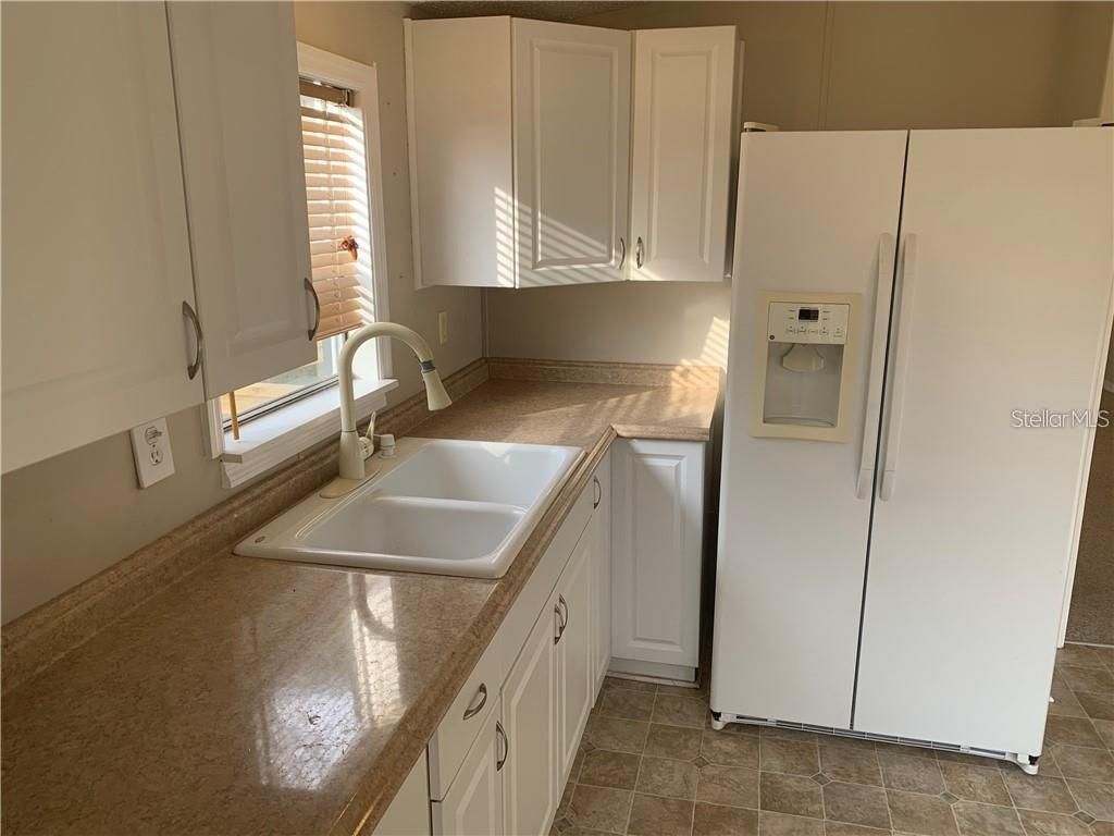 8731 Lithia Pinecrest Road, Lithia, FL 33547 Photo