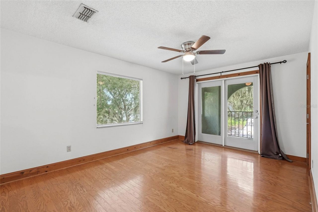 8731 Lithia Pinecrest Road, Lithia, FL 33547 Photo