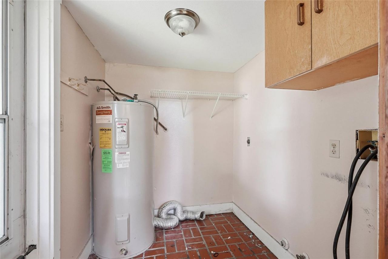 8731 Lithia Pinecrest Road, Lithia, FL 33547 Photo